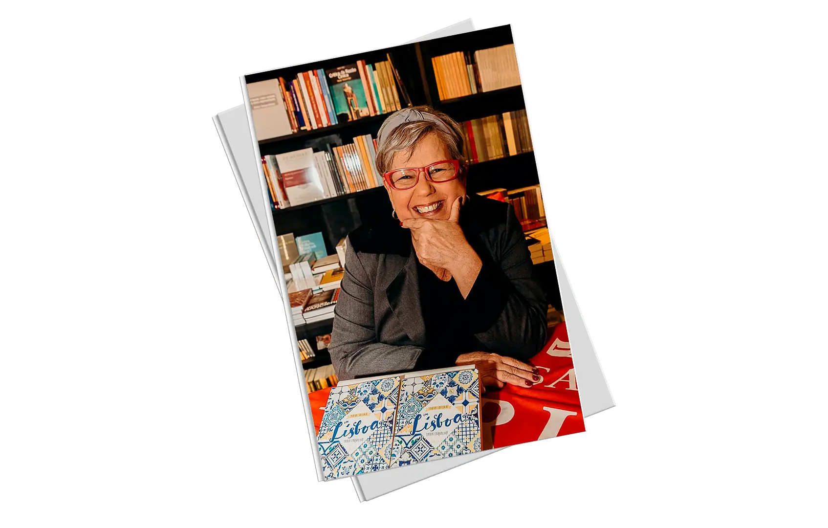 Tania Carvalho com seus livros publicados